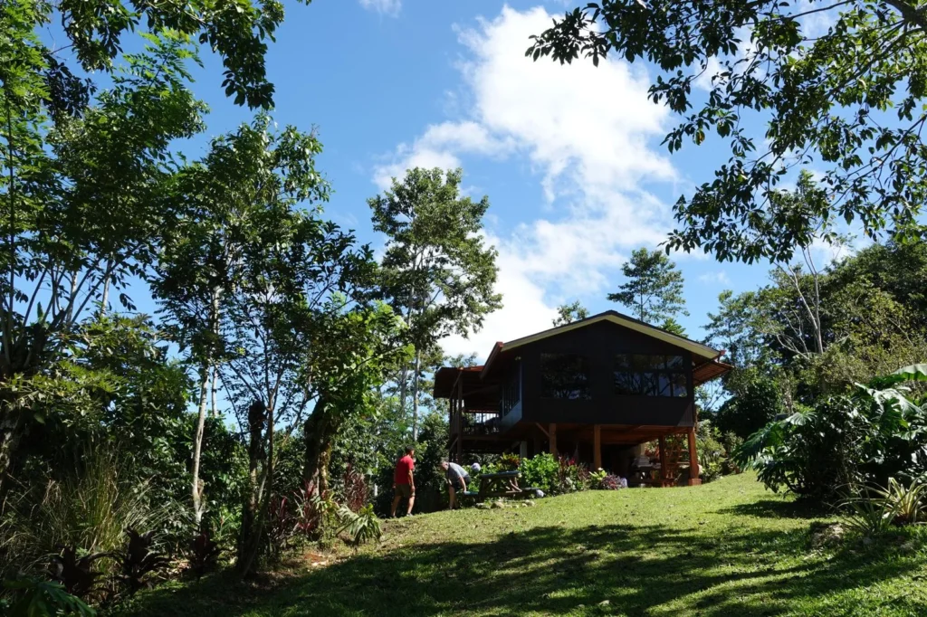 Lodge en Turrialba, Costa Rica rodeado de naturaleza.
